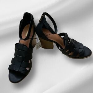 MAURICES “BRANDY” SANDAL SZ 11 (3.5” HEEL)